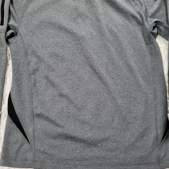 The North Face 1/4 Zipper Pullover Sport Sweatshirt Men's Size Medium - Picture 7 of 9